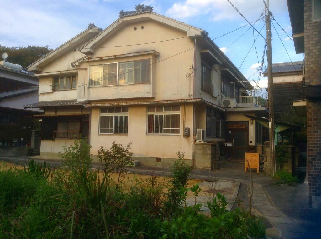 Salt House Shimanami Gh Imabari Bagian luar foto